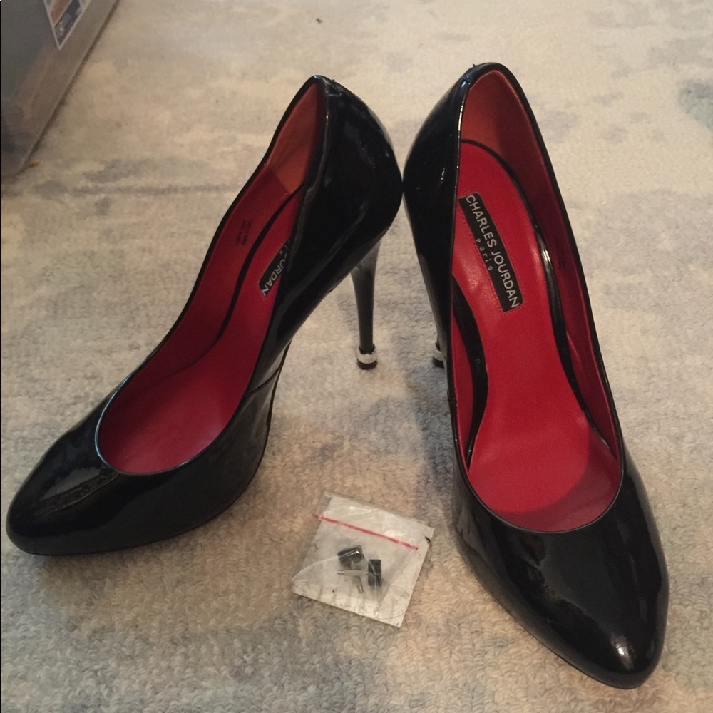 Black patent heels